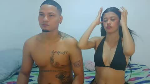 Snapshot of couple777sexy chatting on October 10, 2025, 7:35 pm Andri online show from October 10, 2025, 7:35 pm