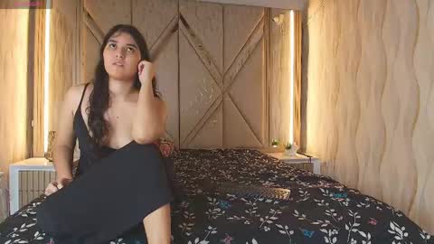 Snapshot of couple_hot_2025 chatting on June 8, 2026, 7:42 am Ricardo Isabella online show from June 8, 2026, 7:42 am