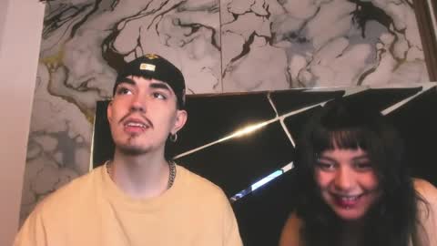 couple_in_heat_ online show from April 24, 2026, 9:06 pm
