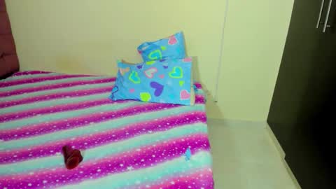 couple_megan_and_jhon2 online show from February 14, 2026, 10:39 pm