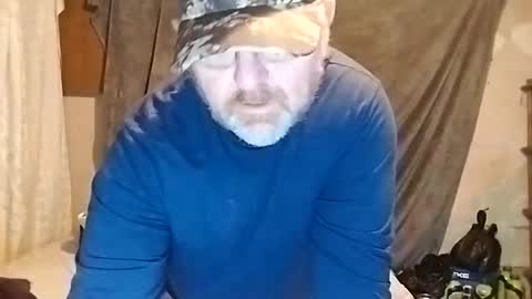 Ieathairytacos online show from March 9, 2025, 4:11 pm