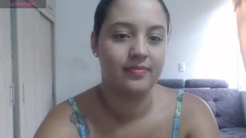 Snapshot of couple_sexandlove chatting on November 28, 2025, 1:14 pm ALEJANDRO Y EMILY online show from November 28, 2025, 1:14 pm