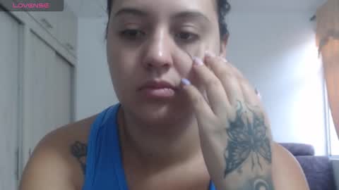 Snapshot of couple_sexandlove chatting on December 3, 2025, 12:36 pm ALEJANDRO Y EMILY online show from December 3, 2025, 12:36 pm
