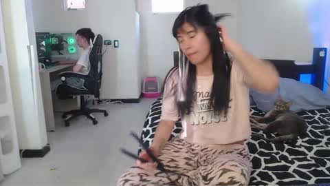 couple_sexxx993 online show from May 6, 2026, 10:26 pm
