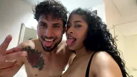 coupleeswetthott online show from March 22, 2026, 7:34 am