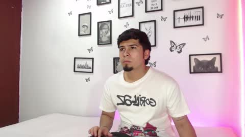 Juli and Liam online show from January 8, 2025, 4:23 am