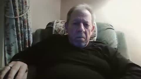 courieral1 online show from November 24, 2025, 6:18 pm