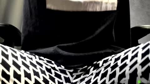 Im Courtney Nice to meet youFollow meInstagram courtneyluv778 online show from October 25, 2025, 11:40 am