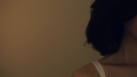 Yui online show from February 8, 2025, 1:11 pm