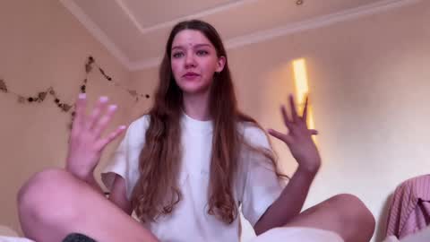 Snapshot of coyness_geneva chatting on December 12, 2024, 12:12 pm Geneva online show from December 12, 2024, 12:12 pm