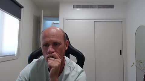 cptduckpants online show from February 19, 2026, 4:52 am