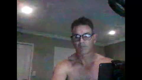 Snapshot of crackback927 chatting on January 22, 2025, 4:44 am crackback927 online show from January 22, 2025, 4:44 am