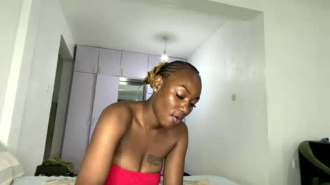 Taliee online show from July 23, 2026, 3:43 pm