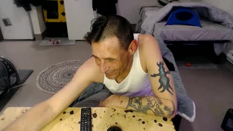 cravedave d online show from May 26, 2026, 8:32 am