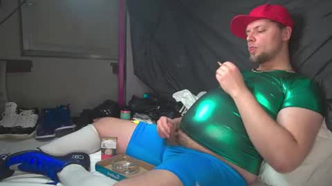 Snapshot of cravingboy chatting on February 27, 2025, 6:42 pm robin online show from February 27, 2025, 6:42 pm