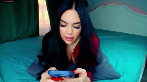 Eva online show from February 12, 2026, 2:12 pm