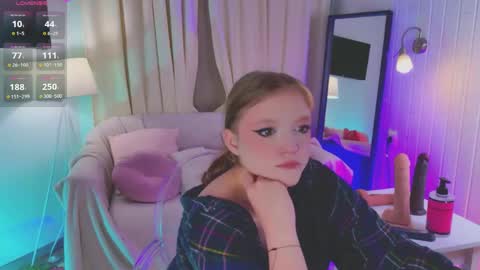 Snapshot of crazy__wine chatting on May 12, 2026, 10:18 pm Sonya online show from May 12, 2026, 10:18 pm