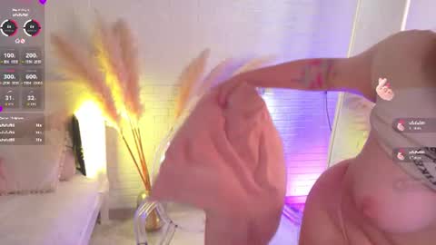 Sonya online show from July 27, 2026, 9:55 pm