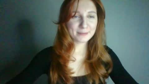 crazy_kisses_ online show from April 12, 2026, 3:39 pm