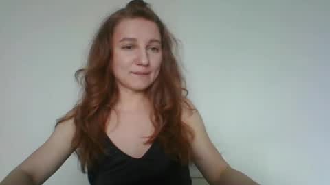 crazy_kisses_ online show from April 23, 2026, 5:30 am