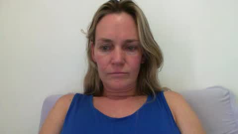 Anny online show from January 26, 2025, 6:27 pm