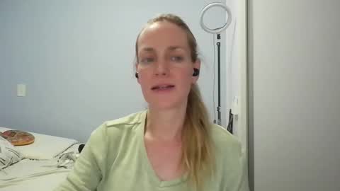 Anny online show from February 27, 2026, 11:05 pm