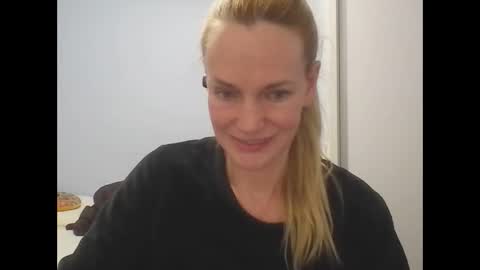Anny online show from May 20, 2026, 12:17 am