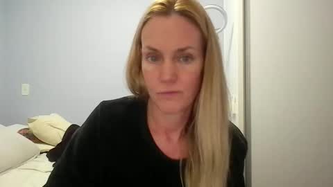 Anny online show from May 23, 2026, 12:38 am