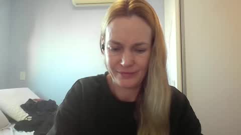 Anny online show from June 8, 2026, 10:48 am