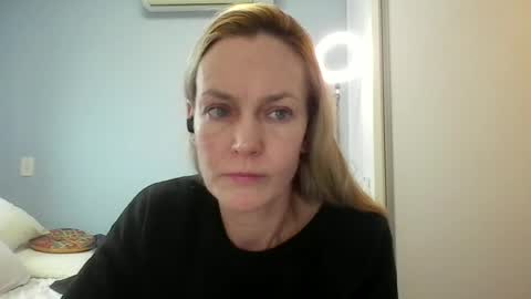 Anny online show from June 11, 2026, 10:46 am