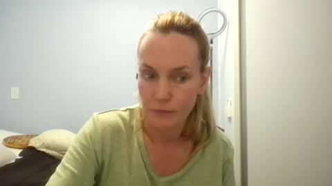 Anny online show from June 15, 2026, 12:24 am