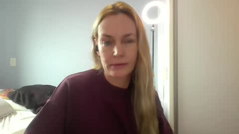 Anny online show from June 15, 2026, 12:29 pm