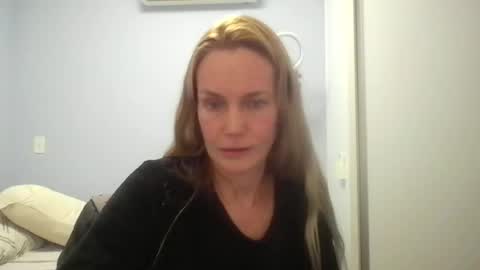 Anny online show from June 26, 2026, 12:15 am