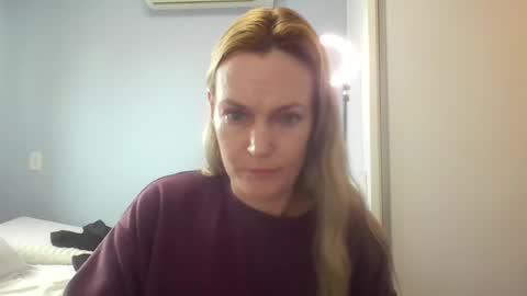 Anny online show from July 15, 2026, 10:53 am