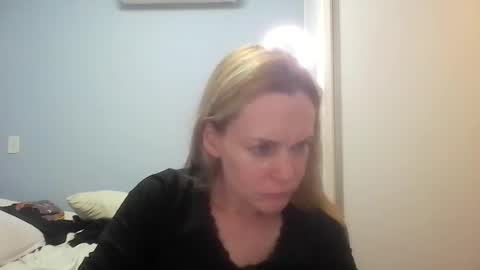 Anny online show from July 17, 2026, 6:02 pm