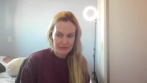 Anny online show from July 28, 2026, 12:48 pm