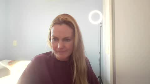 Anny online show from July 28, 2026, 5:23 pm