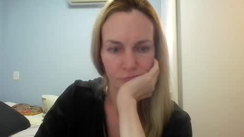 Anny online show from July 31, 2026, 6:40 pm