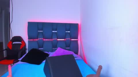crazybaby_squirt online show from June 21, 2026, 3:20 am