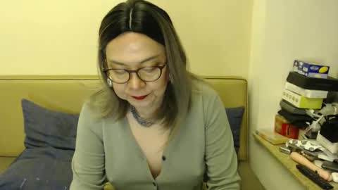 Snapshot of crazychika chatting on December 5, 2024, 4:23 pm Kelly online show from December 5, 2024, 4:23 pm