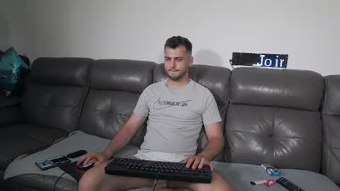 Crazy online show from July 22, 2026, 1:47 pm