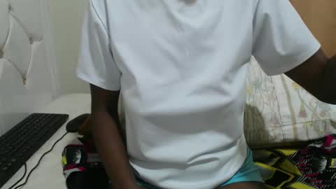 Snapshot of crazyebonie chatting on September 13, 2025, 11:43 am Ebonie online show from September 13, 2025, 11:43 am