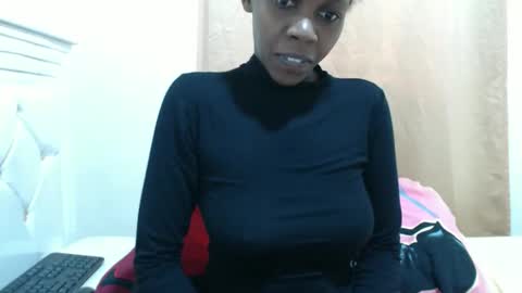 Snapshot of crazyebonie chatting on September 23, 2025, 6:16 am Ebonie online show from September 23, 2025, 6:16 am