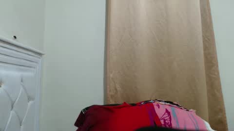 Snapshot of crazyebonie chatting on October 2, 2025, 7:43 pm Ebonie online show from October 2, 2025, 7:43 pm