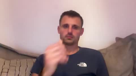 Snapshot of crazynicky chatting on November 29, 2025, 10:29 am Nicky online show from November 29, 2025, 10:29 am