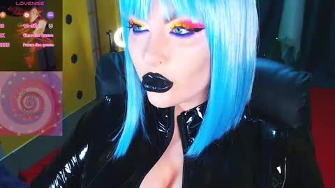 Snapshot of crazypinkyball chatting on November 1, 2025, 1:24 pm Roxy online show from November 1, 2025, 1:24 pm