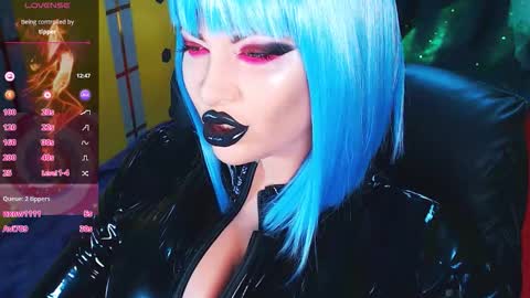 Snapshot of crazypinkyball chatting on November 7, 2025, 2:28 pm Roxy online show from November 7, 2025, 2:28 pm