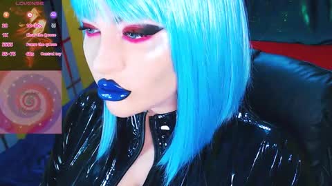 Snapshot of crazypinkyball chatting on December 18, 2025, 11:05 am Roxy online show from December 18, 2025, 11:05 am