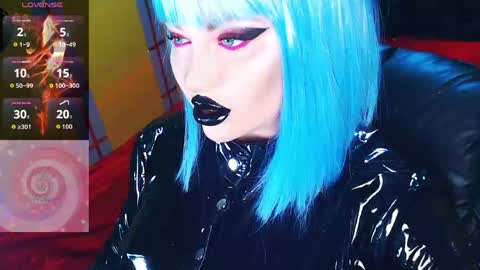 Roxy online show from May 7, 2026, 3:17 pm