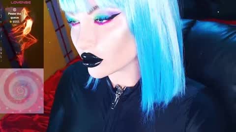 Roxy online show from May 14, 2026, 2:35 pm